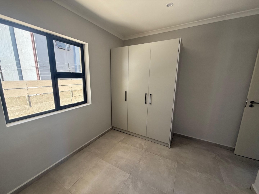 To Let 2 Bedroom Property for Rent in Parklands East Western Cape